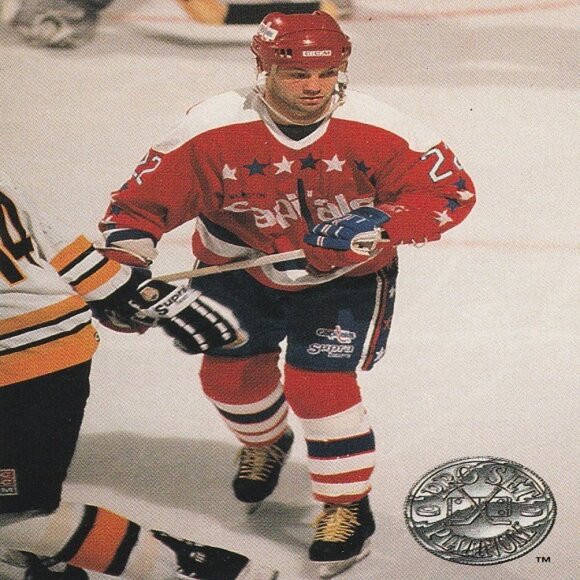 Dino Ciccarelli Hockey Card Collection - Picture 6 of 8